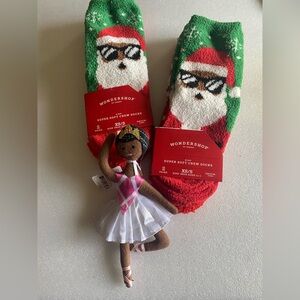 Lot Of 5 Assort Christmas Stuffers 4 Black-Santa Kids Socks & 1 Ballet Ornament